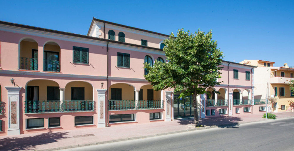 Residence Marina Palace Orosei Bagian luar foto